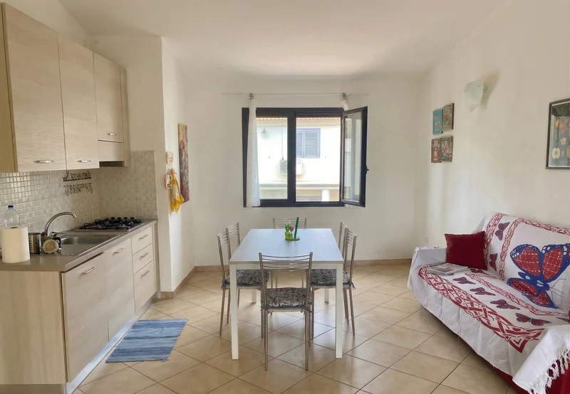 Baia Sant’Anna | Villetta vista mare con giardino e patio I V1 - Immagine 2